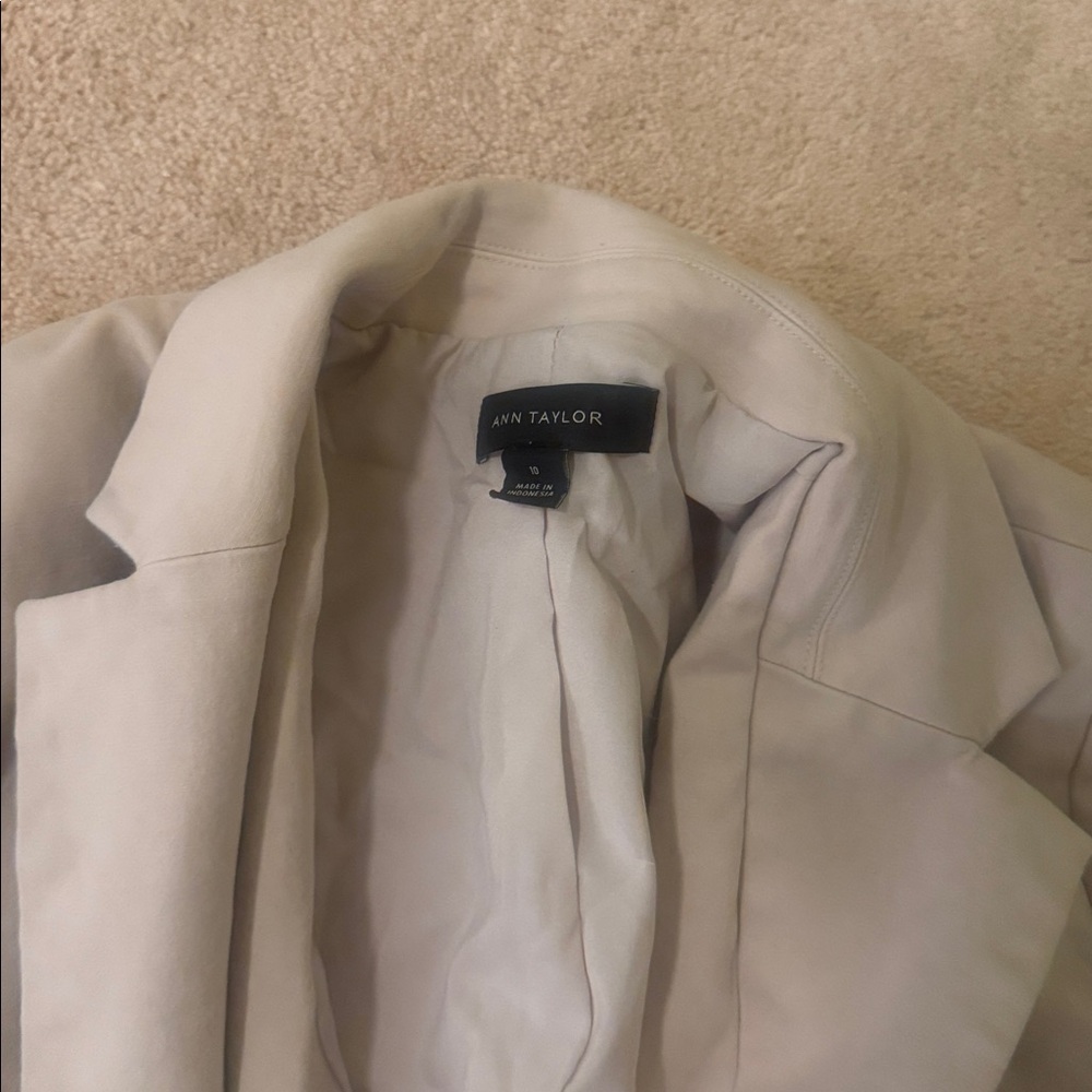 Ann Taylor Light Beige Blazer - Picture 2 of 3